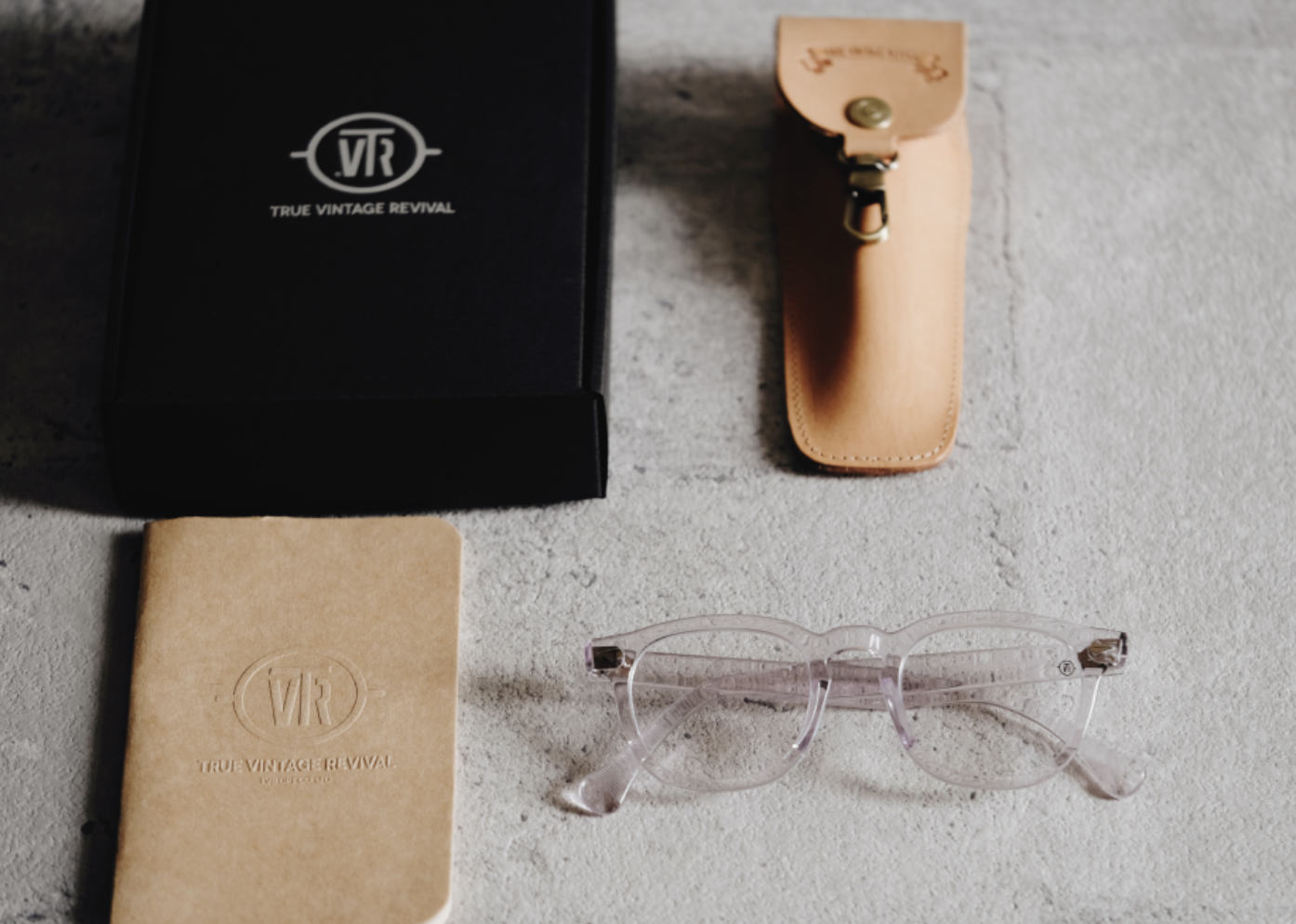 TVR® True Vintage Revival型號ARNEL 504，帶你傾聽光影之下、季節之間 