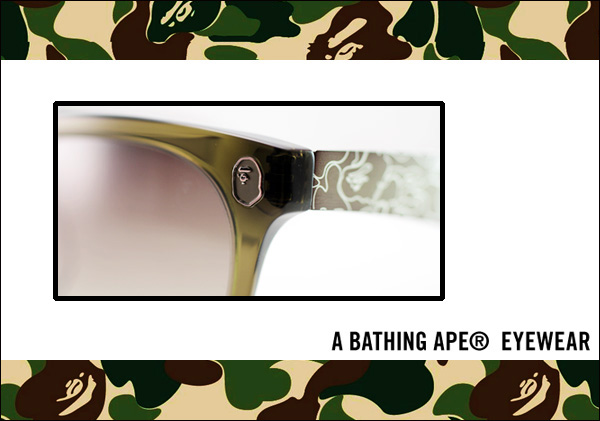 2014 A Bathing Ape EYEWEAR 墨綠色的框面上角，可以注意到有著經典的人猿頭